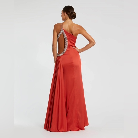 MAC DUGGAL Red Jewel Embellished Side Cut Out A Line Gown in Red 8 - Picture 3 of 12